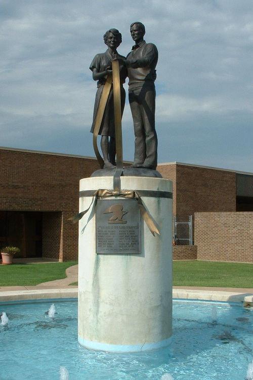 Postal Workers Statue